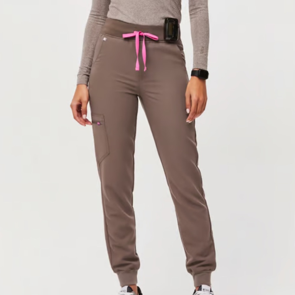 FIGS Smokey Taupe Zamora Joggers XSP
